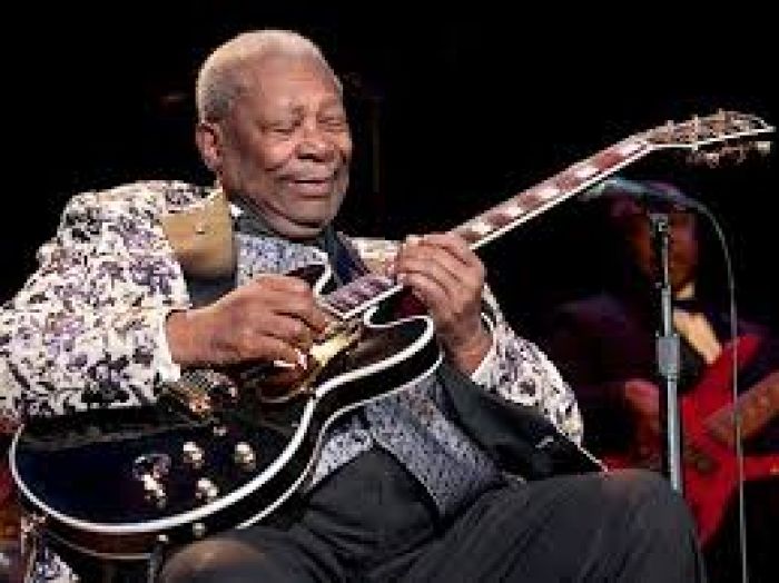 Blues legend B.B. King dies at age 89 in Las Vegas