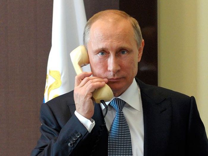Putin calls Obama to discuss Ukraine, IS group: White House