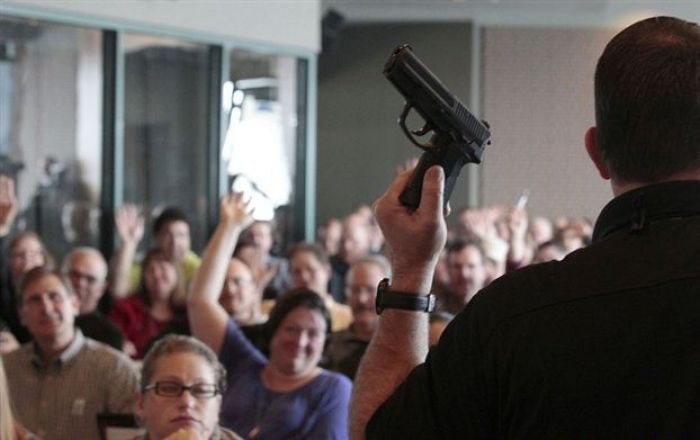 U.S. teachers take up arms to prevent mass shootings