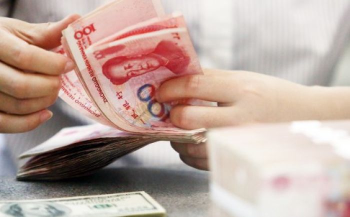 China's yuan plunges nearly 2pc again, sparking fears of currency war in region