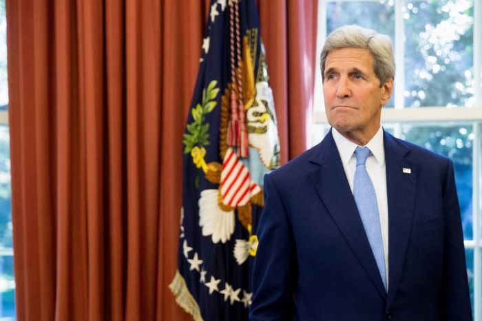 Kerry says Russia proposes military talks on Syria