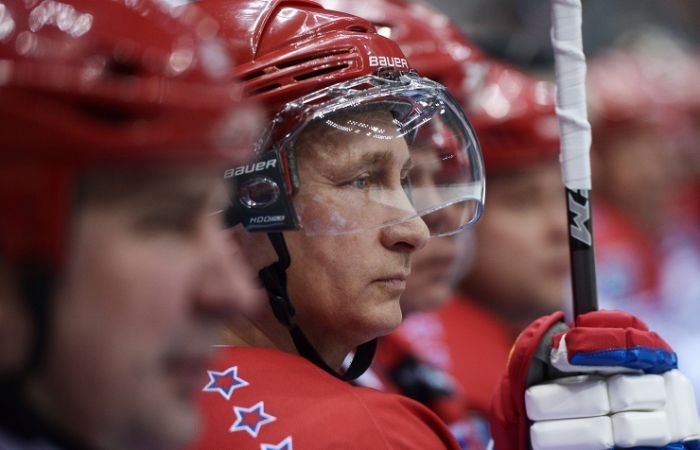 Putin to celebrate his 63rd birthday on ice hockey rink