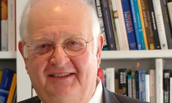 Angus Deaton wins Nobel prize in economics