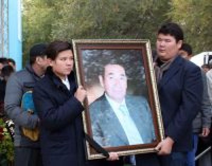 Atyrau paid last respect to Nyrlan Balgimbayev (+PHOTOS, +UPDATE)