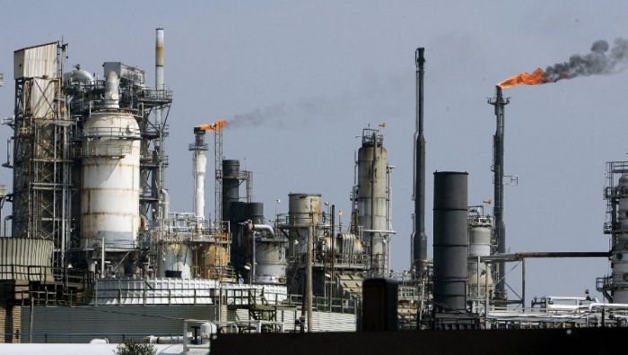 Iran and China to join construction of Kazakhstan's oil refinery