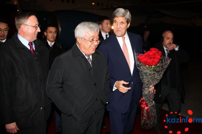 U.S. Sec of State John Kerry arrived in Kazakhstan