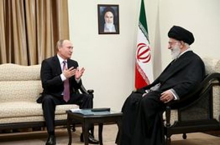 Russian President Putin, Iran’s Ayatollah Khamenei Meet to Discuss Syria