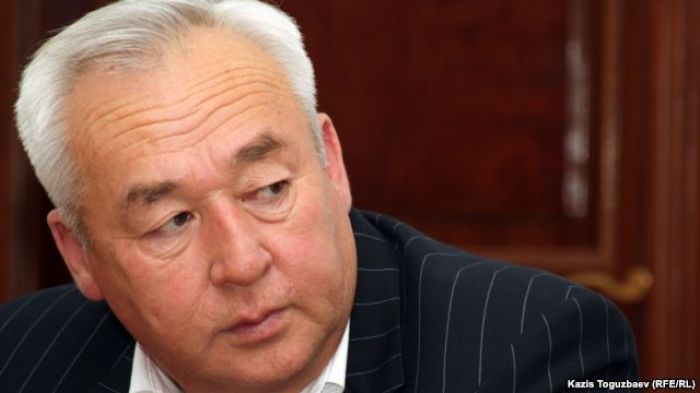 Kazakhstan urged to free detained journalist union head