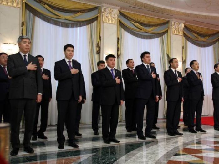 Kazakhstan political government officials take oath to President 