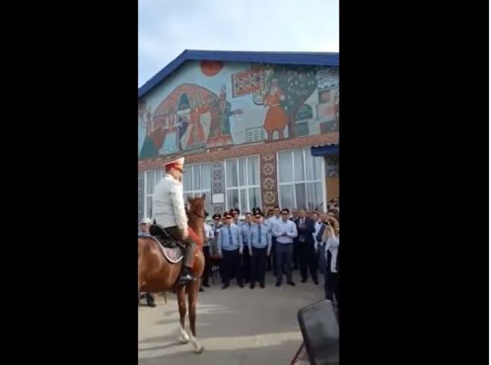 ‘Immodest behaviour’. Tokayev gave instructions to the Ministry of Internal Affairs after a video with a policeman on horseback