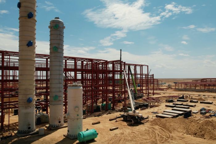 Weekly Inspection of the Kashagan Gas Processing Plant Construction by QazaqGaz Management