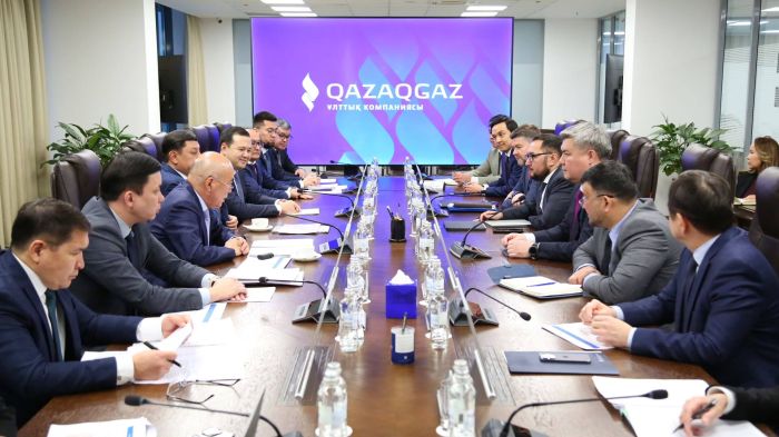 QazaqGaz and KazMunayGas Discuss Cooperation Issues