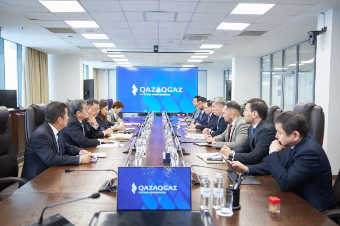 QazaqGaz and CNPC Discuss Prospects for Investment Cooperation