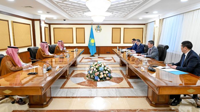 Olzhas Bektenov Holds Meeting with Minister of Industry and Mineral Resources of Saudi Arabia Bandar Al-Khorayef