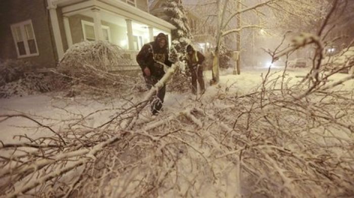 US north-east braces for 'historic' snowstorm