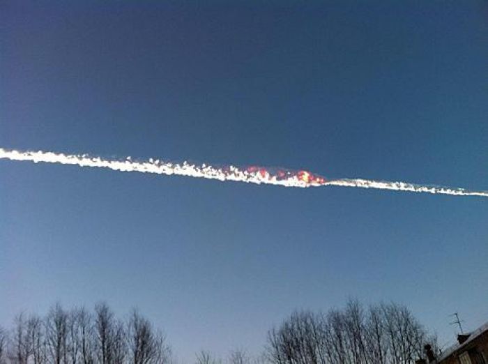 Blasts in the sky shake Russia's Urals (+Video)