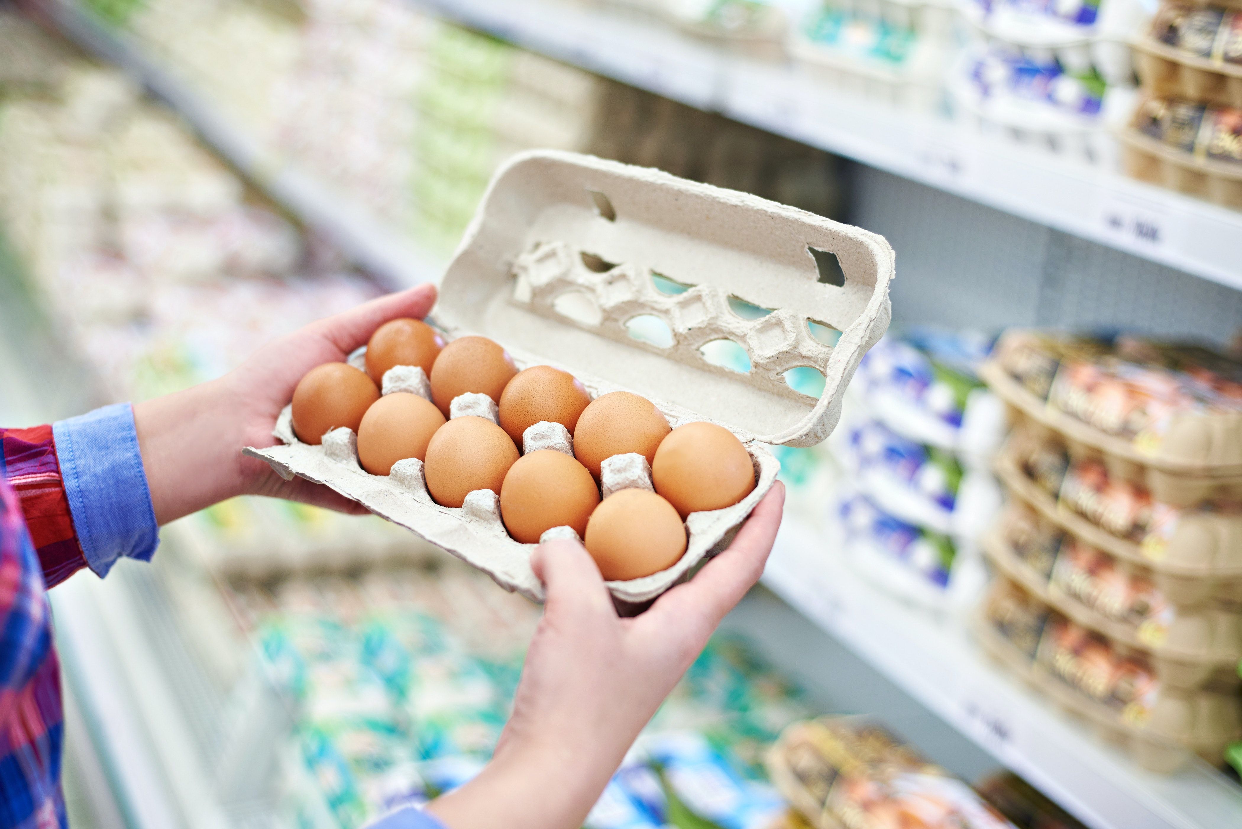 Никогда не берите эти яйца в магазине – даже если на упаковке «свежая» дата