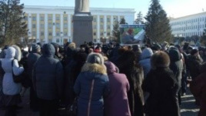 Оралда теңгенің құнсыздануына қарсы митинг өтті