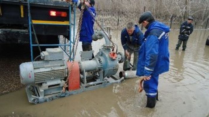 Ақмола және Қарағанды облыстарында қауіпті су басу жағдай қалыптасуда - Божко