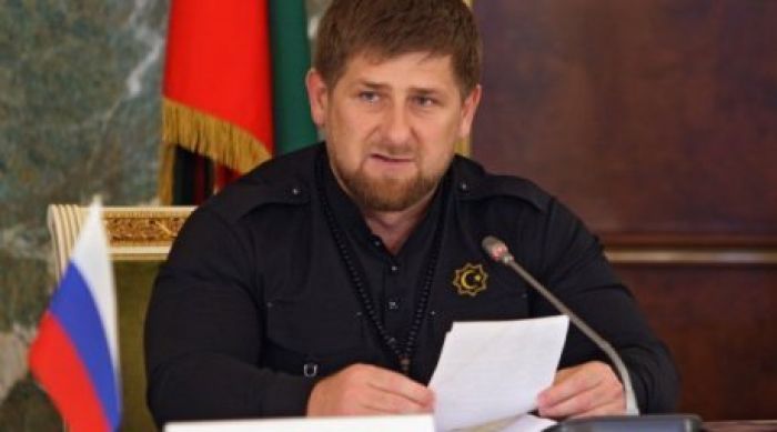 Қадыров Украина СІМ басшысына аяққа жығылып кешірім сұрауға кеңес берді