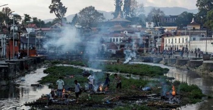 Непалда жер сілкінісі салдарынан қаза болғандар саны 5,5 мың адамнан асты