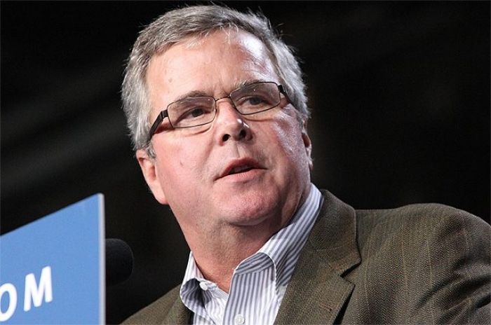 Джеб Буш АҚШ президенттігіне кандидат ретінде тіркелді
