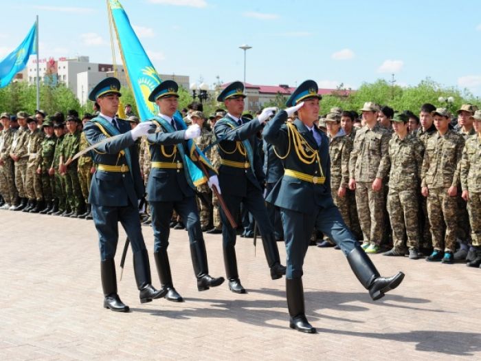 2,3 мыңнан астам қазақстандық әскери қызметкер жыл соңына дейін жаңа пәтер алады