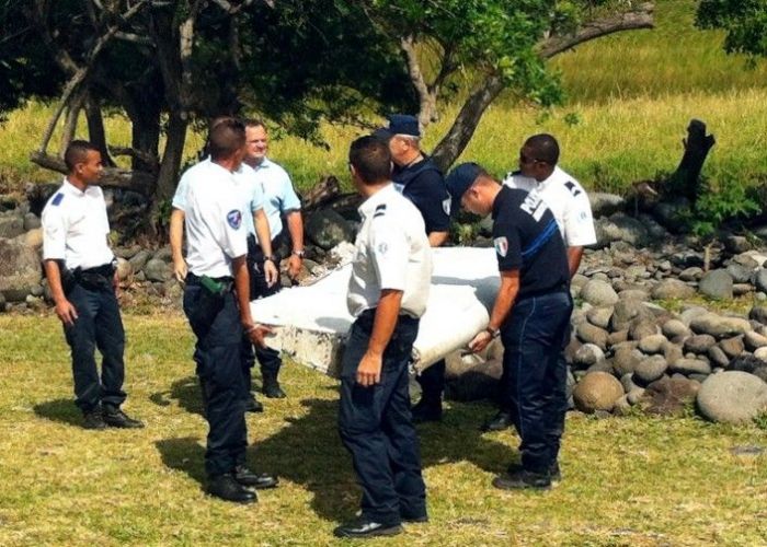 Үнді мұхитынан MH370 ұшағына тиесілі болуы мүмкін сынық табылды