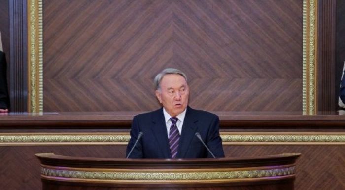 Жаңа жылдан бастап жалақы, әлеуметтік жәрдемақы мен шәкіртақы 30 пайызға өседі - Назарбаев