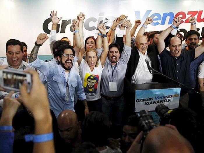 Венесуэладағы парламенттік сайлауда оппозициялық партия жеңіске жетті