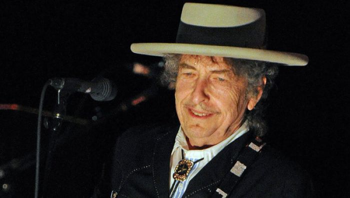 Белгілі музыкант Боб Диланға әдебиет бойынша Нобель сыйлығы бұйырды 