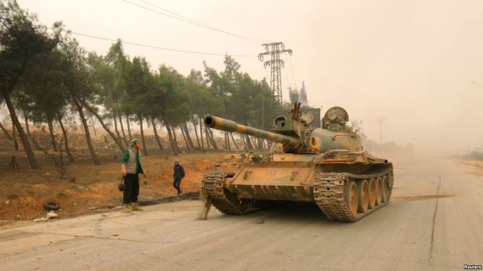 Сириялық көтерілісшілер Алеппоның батысына шабуылын күшейтті