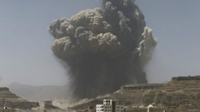 Йеменде әуе шабуылынан кемінде 60 адам қаза тапқаны хабарланды