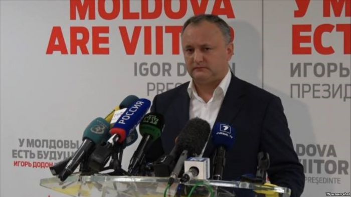 Молдова президенті сайлауында ресейшіл кандидат жеңуге шақ тұр