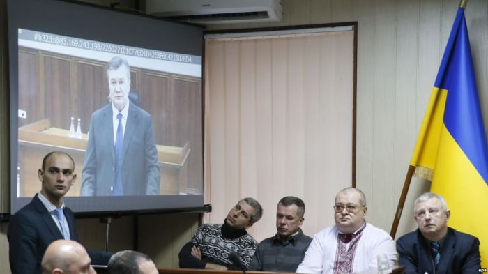 Янукович Еуромайдан акциясында оқ атуға бұйрық бергенін жоққа шығарды