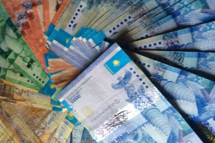 Ұлттық валюта долларына 311 теңгеге дейін нығайды