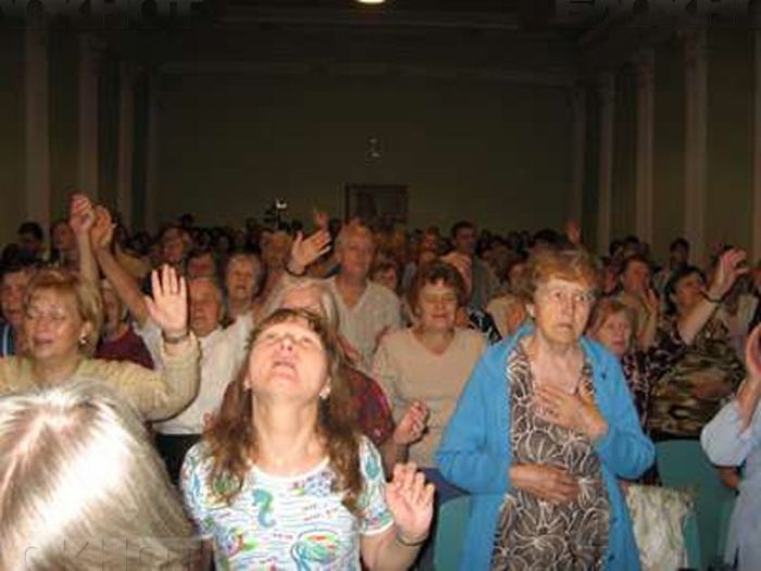 Ресей "Иегова куәгерлері" діни ұйымына тыйым салды