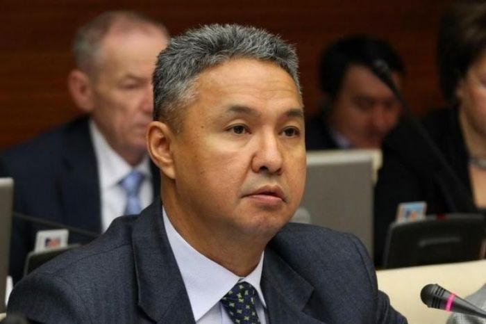 Квазимемлекеттік сектордың лауазымды тұлғалары жазадан жеңіл құтылып кетеді - Перуашев   