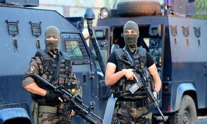 Стамбул қаласында терроризмге қарсы арнайы операция өтуде 