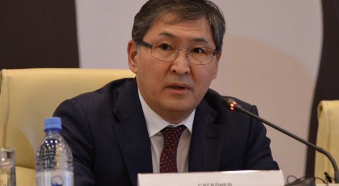 Министр ЖОО-ларда оқу бағасының неліктен қымбаттап кеткенін түсіндірді 