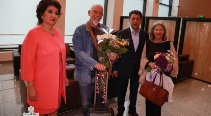 Джон Малкович Астанаға келді  
