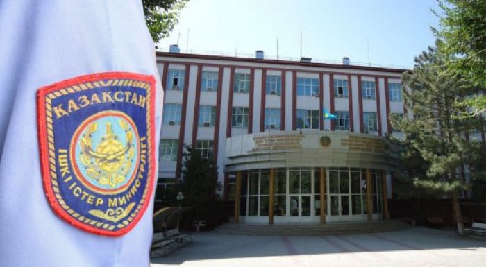 Тараздағы қанды қырғын. ІІД жоғары лауазымды қызметкері әріптестерін пышақтаған 