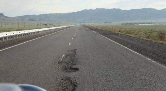 ​Биыл жол жөндеу жұмыстарына қанша ақша жұмсалады? 