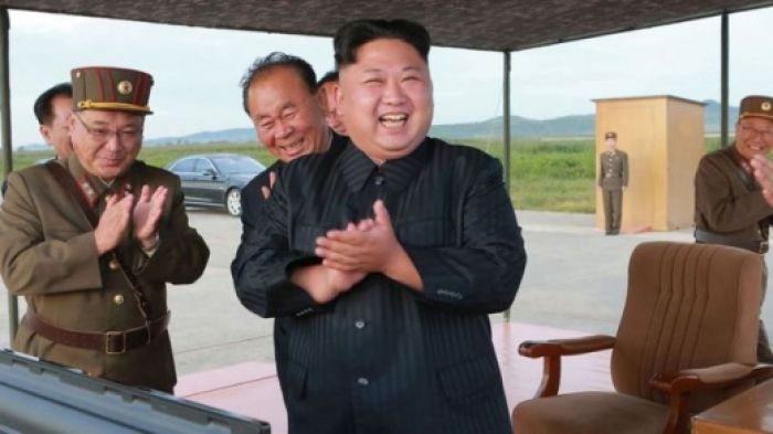 Солтүстік Корея: Бізді қысқан сайын біз ядролық қару бағдарламасын тездетеміз 