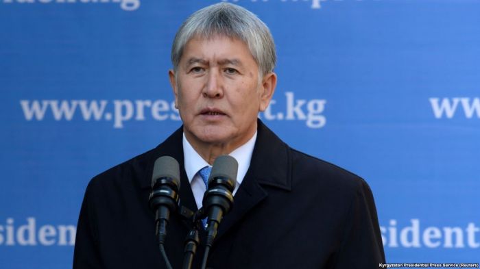 Атамбаев: Қазақ президентінің өзімбілемдігінен блокадаға түстік