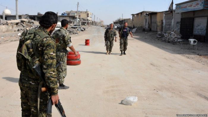 БАҚ: АҚШ Сирияда әскери контингентін қалдыруға ниетті