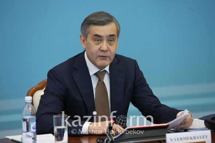 Пәренжіге дін тұрғысынан қарамау қажет - министр Ермекбаев  