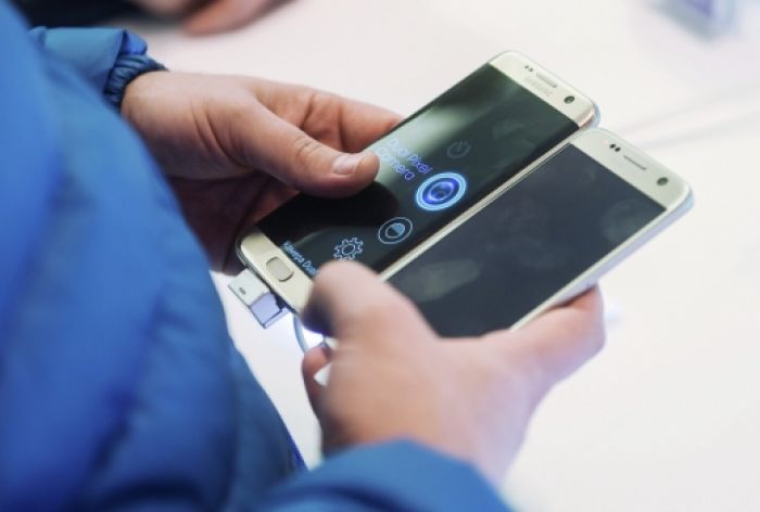 Samsung телефонды 12 минутта қуаттаудың әдісін тапты