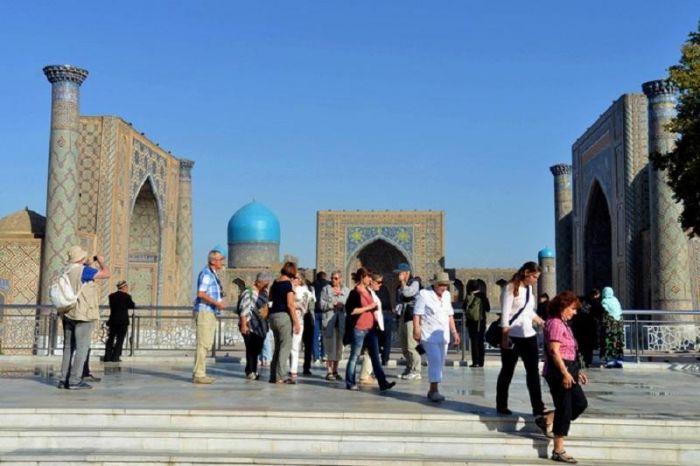 Өзбекстан бірыңғай туристік визаны енгізді