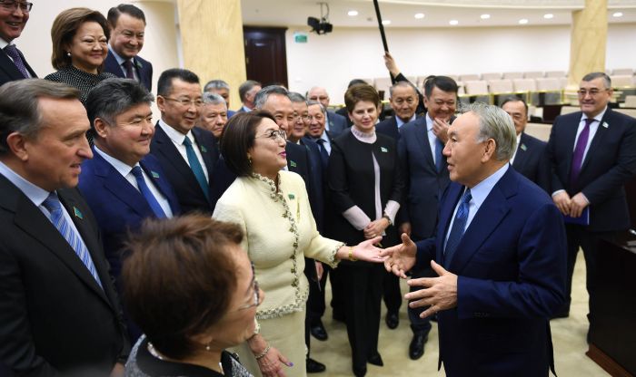 Назарбаев жаңа тағайындауларға түсініктеме берді